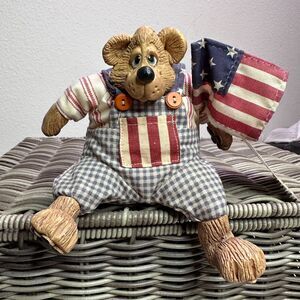 NWT Collectible Vintage TTHE COUNTRY FOLKS Russ Shelf Sitter Patriotic USA FLAG